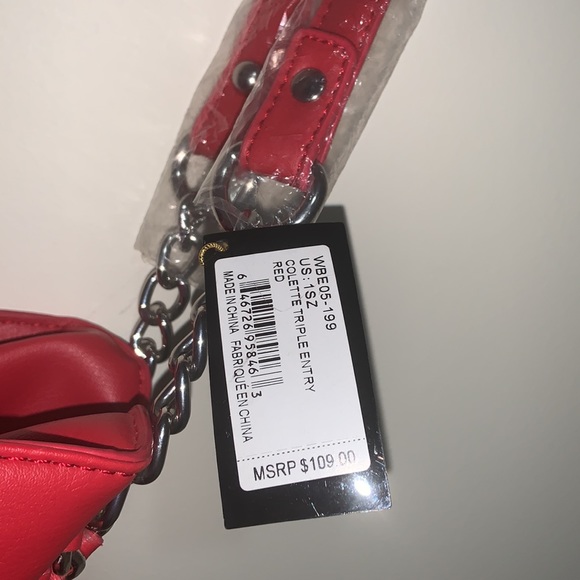 Dress & handbag - Picture 5 of 8